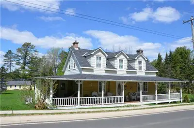1114 Main Street, Lake Of Bays, On P0a 1e0