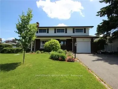 45 Hadley Circle, Bells Corners And South To Fallowfield, On K2h 6p2