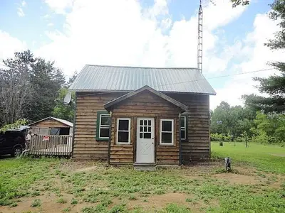 61 Glasstonbury Road, Addington Highlands, On K0h 1g0