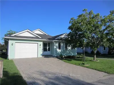 34 Heritage Drive, Prince Edward County, On K0k 3c0
