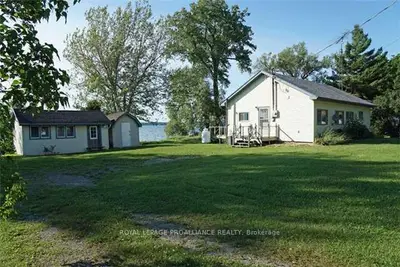36 Carman's Lane, Prince Edward County, On K0k 2t0