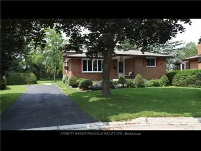 11 Roselyn Court, Kawartha Lakes, On K9v 4t8