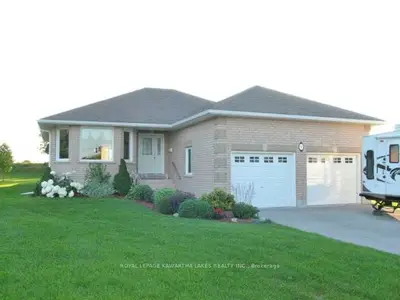 31 Grant Drive, Kawartha Lakes, On K0m 2m0