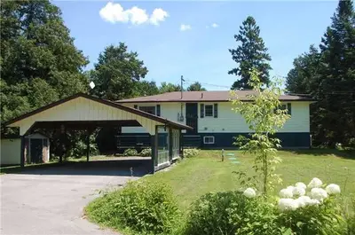 40 Jones Avenue, Kawartha Lakes, On K0m 1g0