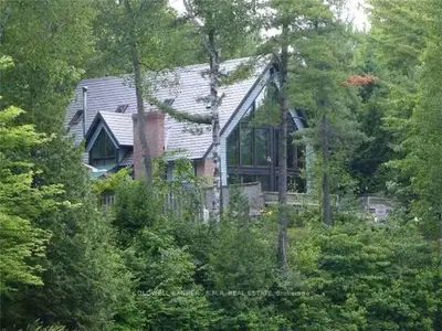 173 Stanley Road, Kawartha Lakes, On K0m 2b0