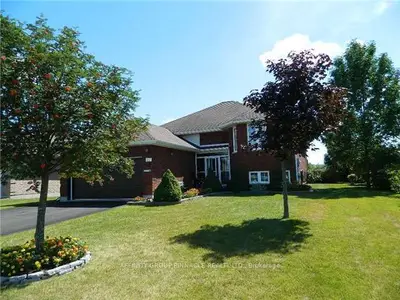27 Midland Drive, Kawartha Lakes, On K9v 6b9