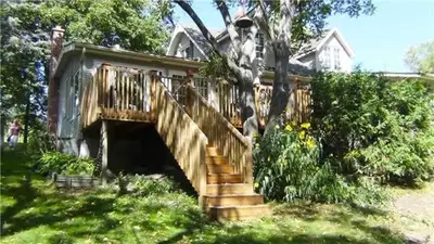2624 Lakefield Road, Selwyn, On K9j 6x5
