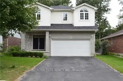 Detached in Waterloo
