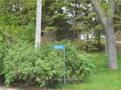1201 Devonshire Avenue, Woodstock, On N4s 7v9