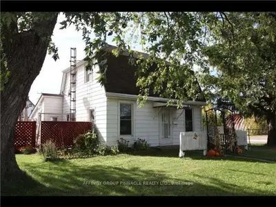 107 St Patrick Street, Kawartha Lakes, On K9v 1r7