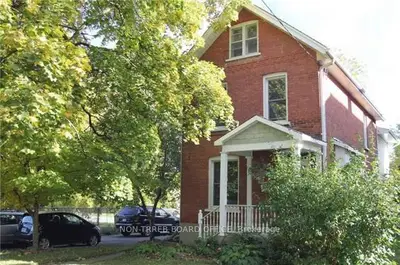 567 Sherbrooke Street, Peterborough, On K9j 2p4