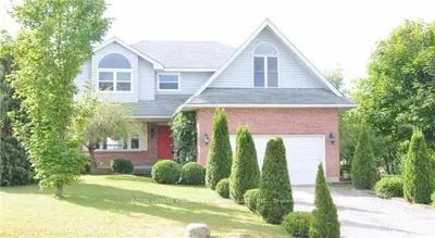 26 Sturgeon Crescent, Kawartha Lakes, On K9v 4r6