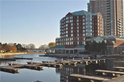 11 Broad Street 401, Out of Area, ON K6V 4T5
