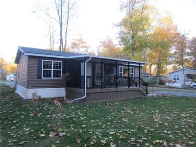 237 Salmon Point Road 469, Prince Edward County, On K0k 1p0