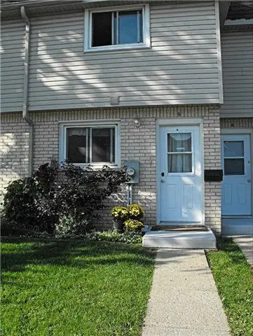 105 Sringbank Avenue #9, Woodstock, On N4s 7p7