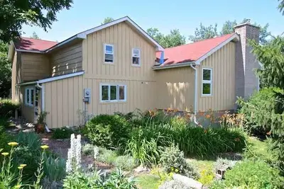 1634 County Road 14, Prince Edward County, On K0k 2t0