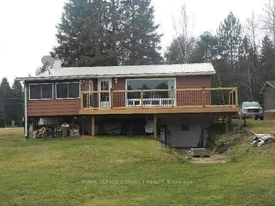 1073 South Algonquin Drive, Dysart Et Al, On Kol 1x0