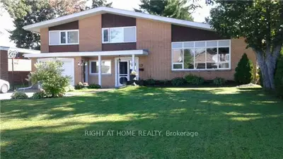66 King Street, West Nipissing, On P2b 1p7