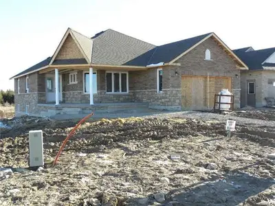 30 Liam Street, Kawartha Lakes, On K9v 0j3