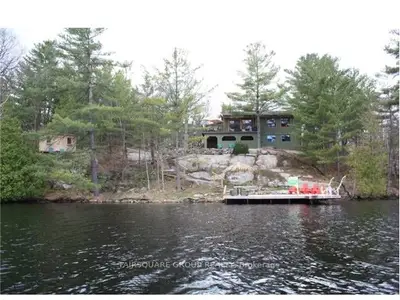 102 Blueberry Lane, Georgian Bay, On L0k 1s0