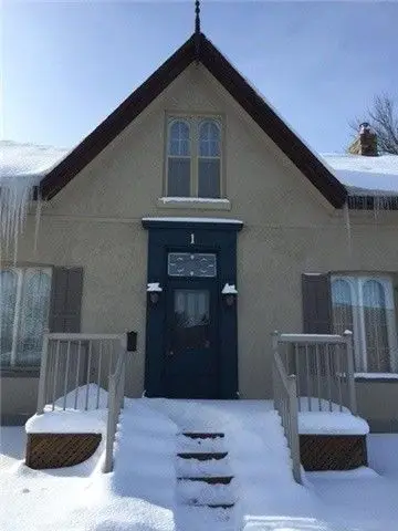 1 Adelaide Street N, Kawartha Lakes, On K9v 4k7
