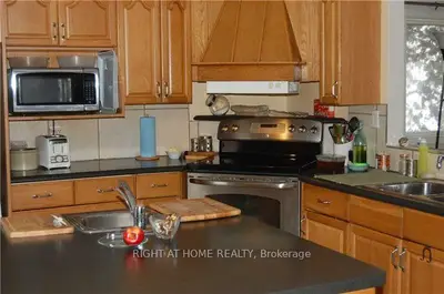223 Snug Harbour Road, Kawartha Lakes, On K9v 4r6