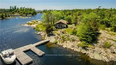 B192 Island, Georgian Bay, On P2a 1t6
