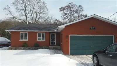 44 Kennedy Drive, Kawartha Lakes, On K0m 1n0