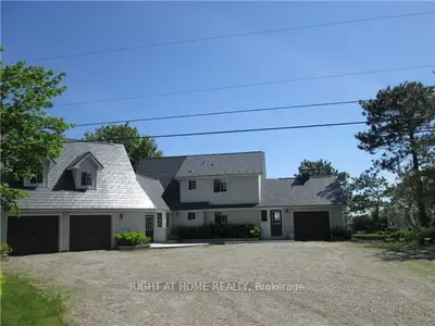 6 Du Lac Promenade, West Nipissing, On P2b 2x8