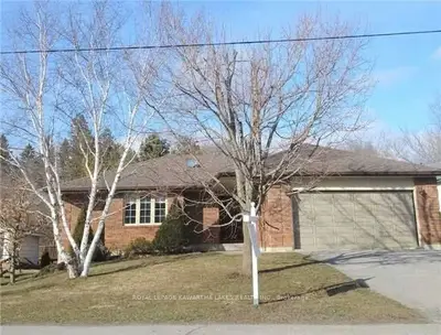 79 Francis Street E, Kawartha Lakes, On K0m 1n0