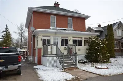 22 Bond Street W, Kawartha Lakes, On K0m 1n0