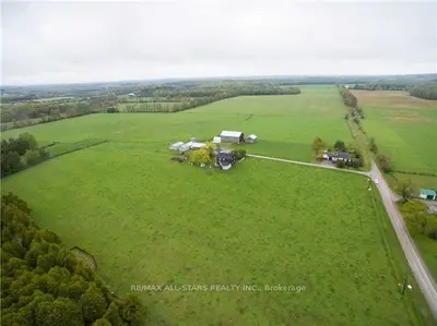 49 Barry's Road, Kawartha Lakes, On K0m 2m0