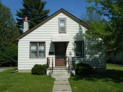 83 Fourth Avenue, Out of Area, ON N5H 2L2