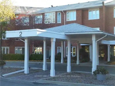 2 Heritage Way 314, Kawartha Lakes, On K9v 5p5