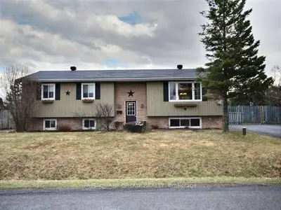 18232 Park Street, South Glengarry, On K0c 2j0