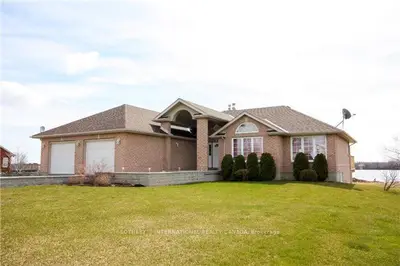 19313 Loyalist Parkway, Prince Edward County, On K0k 1t0