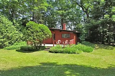 61 Woodfield Drive, Kawartha Lakes, On K0m 1c0