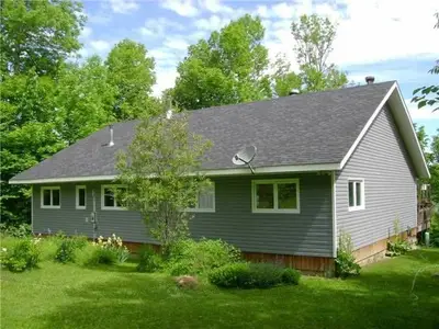 126 Murphy Drive, Muskoka Lakes, On P0h 1n0