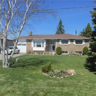 230 King Street, Kawartha Lakes, On K0m 2t0