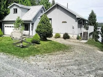 284 Springfield Road, Huntsville, On P1h 2j3