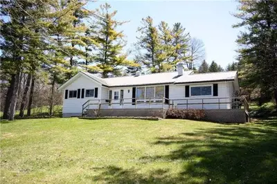 320 Old Orchard Road, Prince Edward County, On K0k 1l0