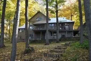 26 Benham Place, Prince Edward County, On K0k 2t0