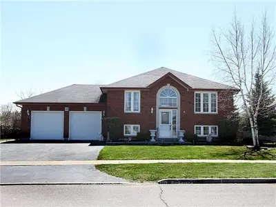 29 Mcgibbon Boulevard, Kawartha Lakes, On K9v 6g4