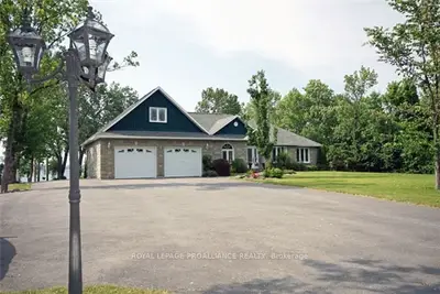 2069 County Road 9 Road, Greater Napanee, On K7r 3k8