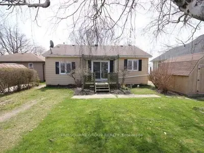 60 Hoover Point Lane, Haldimand, On N0a 1p0