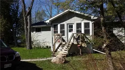 1359 Portage Road, Kawartha Lakes, On K0m 2b0