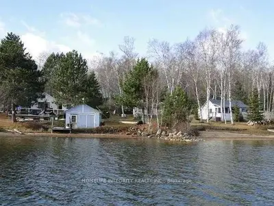 1697 Aylen Lake Road, South Algonquin, On K0j 2c0