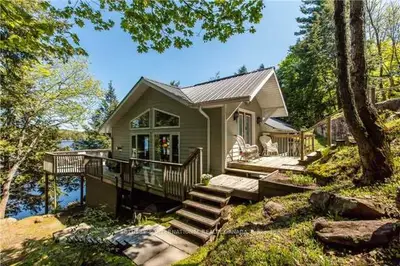 158 Iroquois Road, Georgian Bay, On L0k 1s0