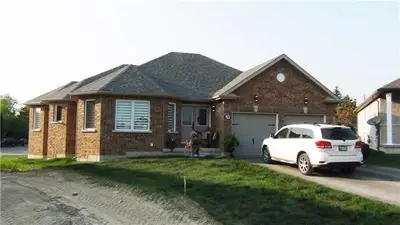 28 Milner Court, Kawartha Lakes, On K9v 0c3