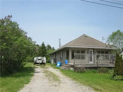 9 Pond Street, Kawartha Lakes, On L0a 1k0